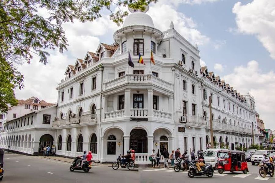 Taxi to Kandy